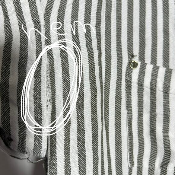 Jones New York Signature XL Grey White Striped Linen Blend Tunic V-Neck Top - Picture 4 of 15